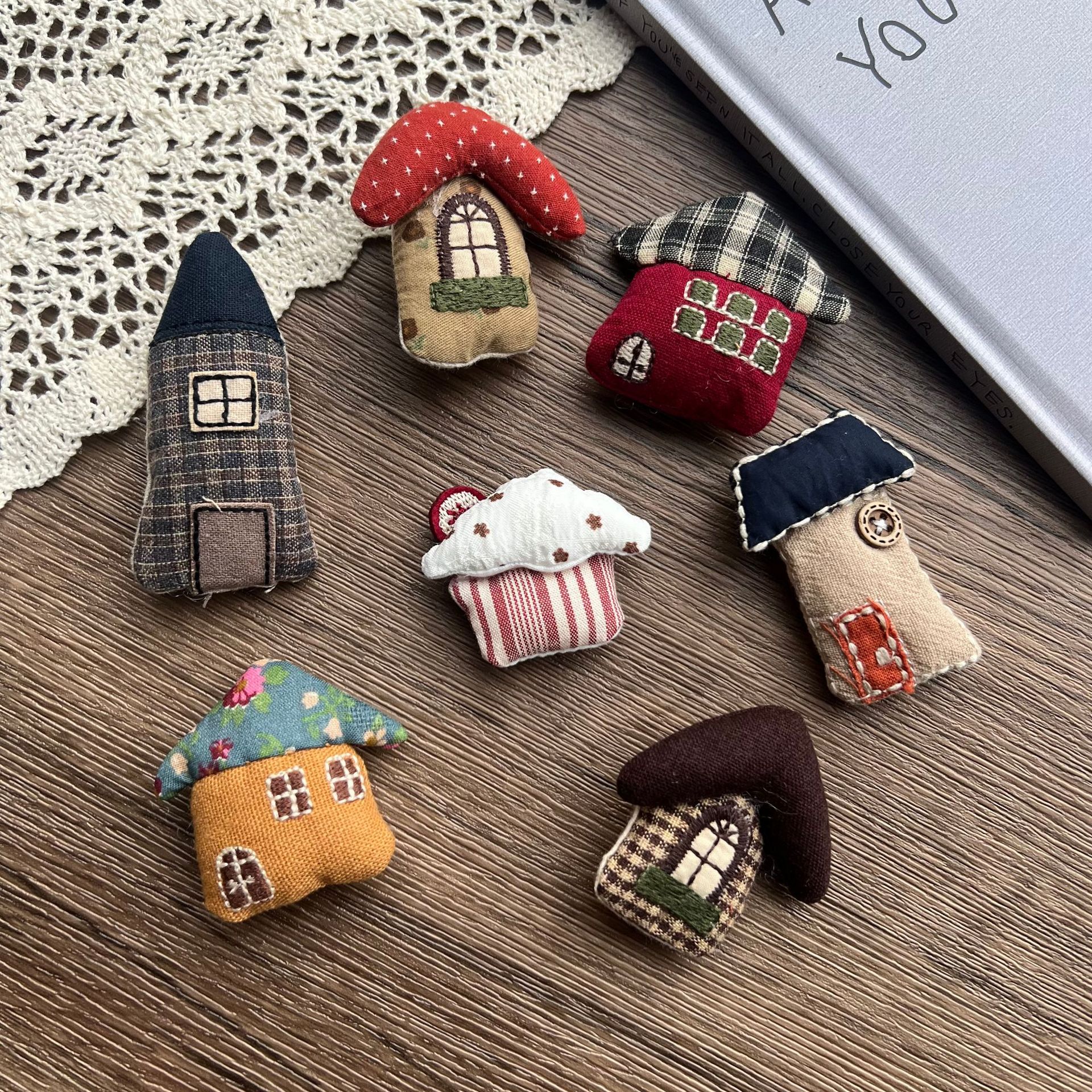 Stuffed Fabric Mushroom House  - Craft Embellishments avaliação e preço