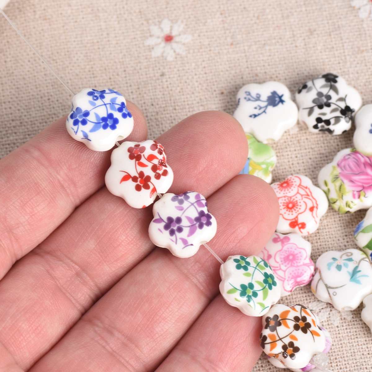 10pcs 15mm Flower Shape Patter - Embellishment Crafts avaliação e preço