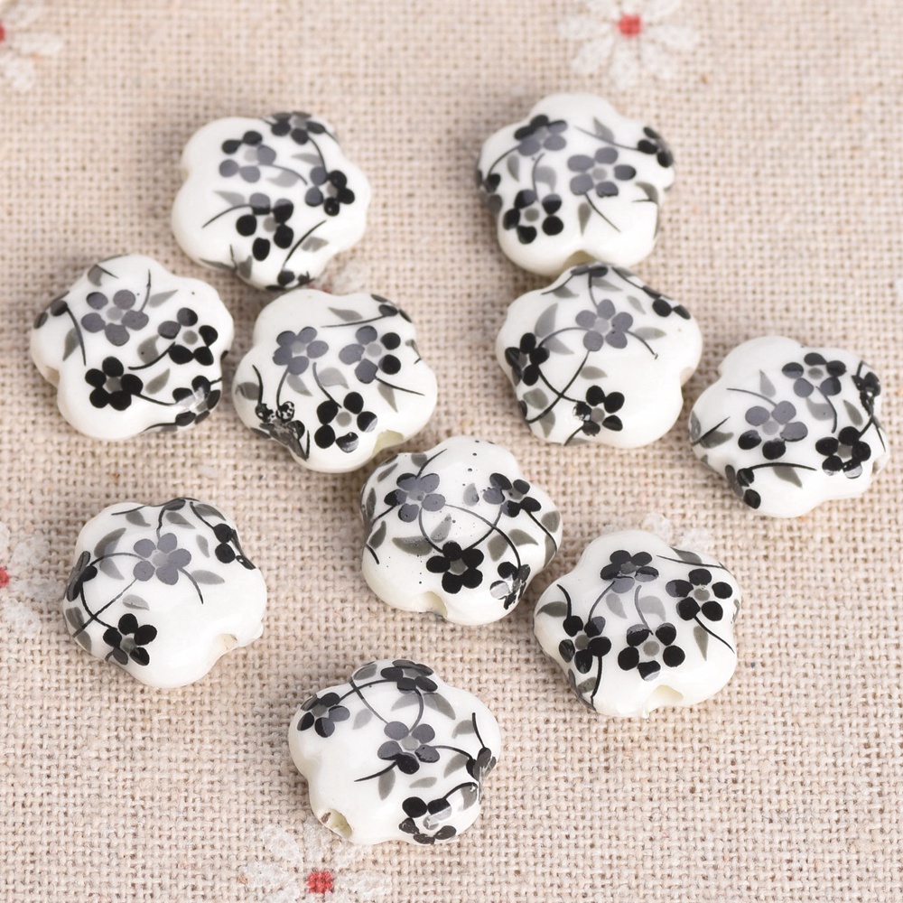 10pcs 15mm Flower Shape Patter - Embellishment Crafts avaliação e preço